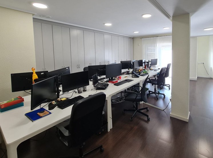 Auditoría GEO para mejorar visibilidad y autoridad en La Bisbal d Empordà y resto de Girona Optimización de categorías para AI Overviews en La Bisbal d Empordà y resto de Girona